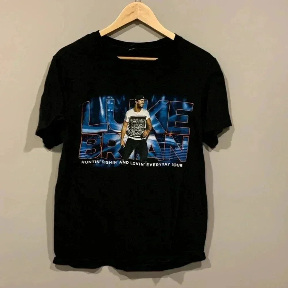 Luke Bryan Huntin’ Fishin’ Tour Concert T-Shirt